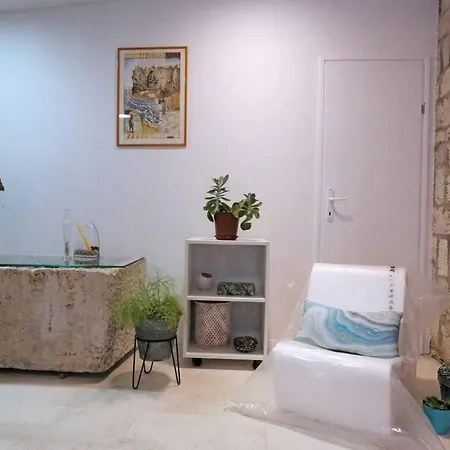 Apartment Quiet In Zadar's Old Town *